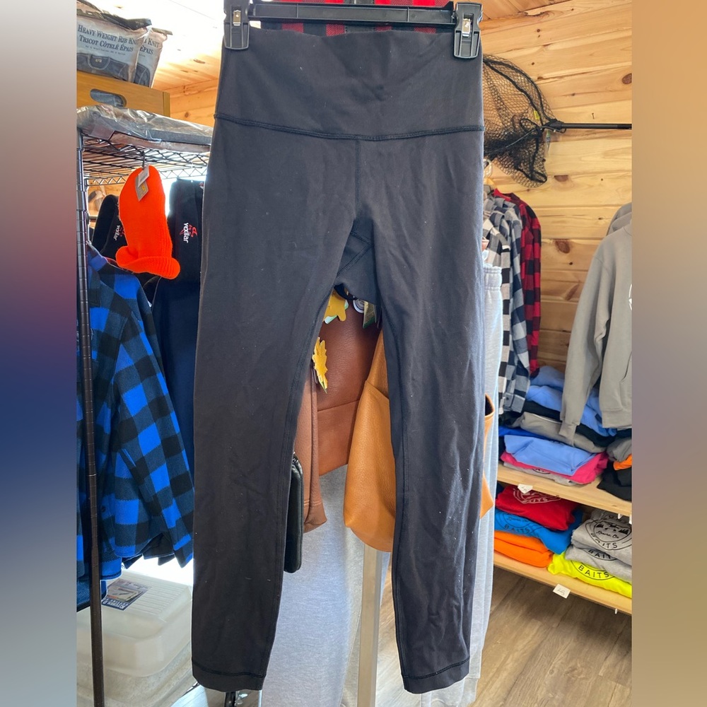 Lululemon size 6 wunder under full on luon 28” length black leggings